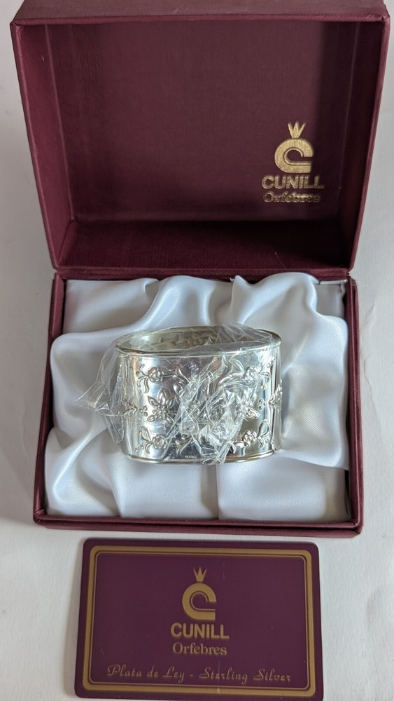 Cunill Orfebres Sterling Silver Napkin Ring New in Box