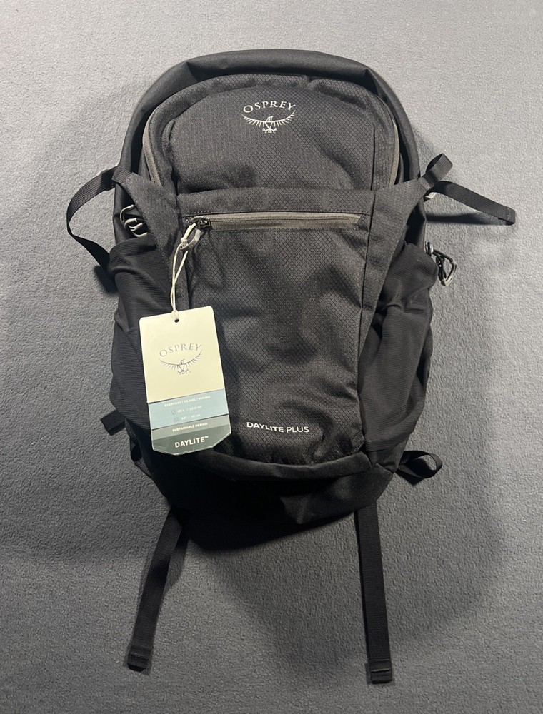 Osprey Daylite Plus 20L Black Hiking Camping Travel Backpack NWT