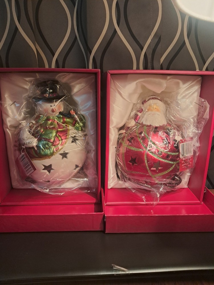 Flameless Christmas Light Decoration