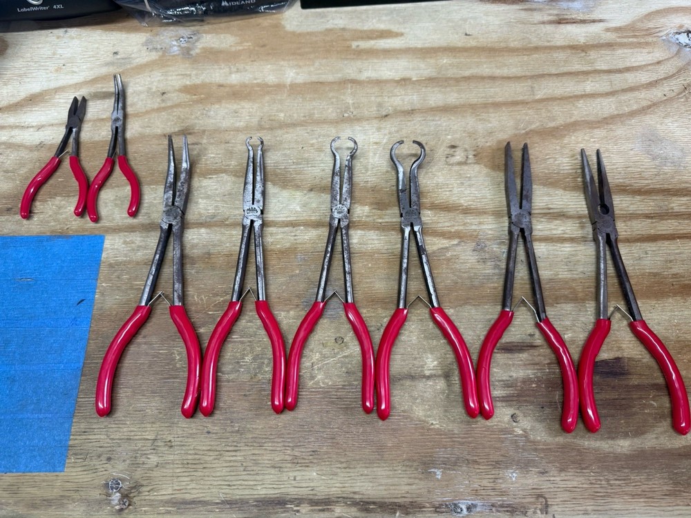 Mac Tools Plier Lot of 8 Spring Loaded Pliers Pre-Owned P301788 87 86