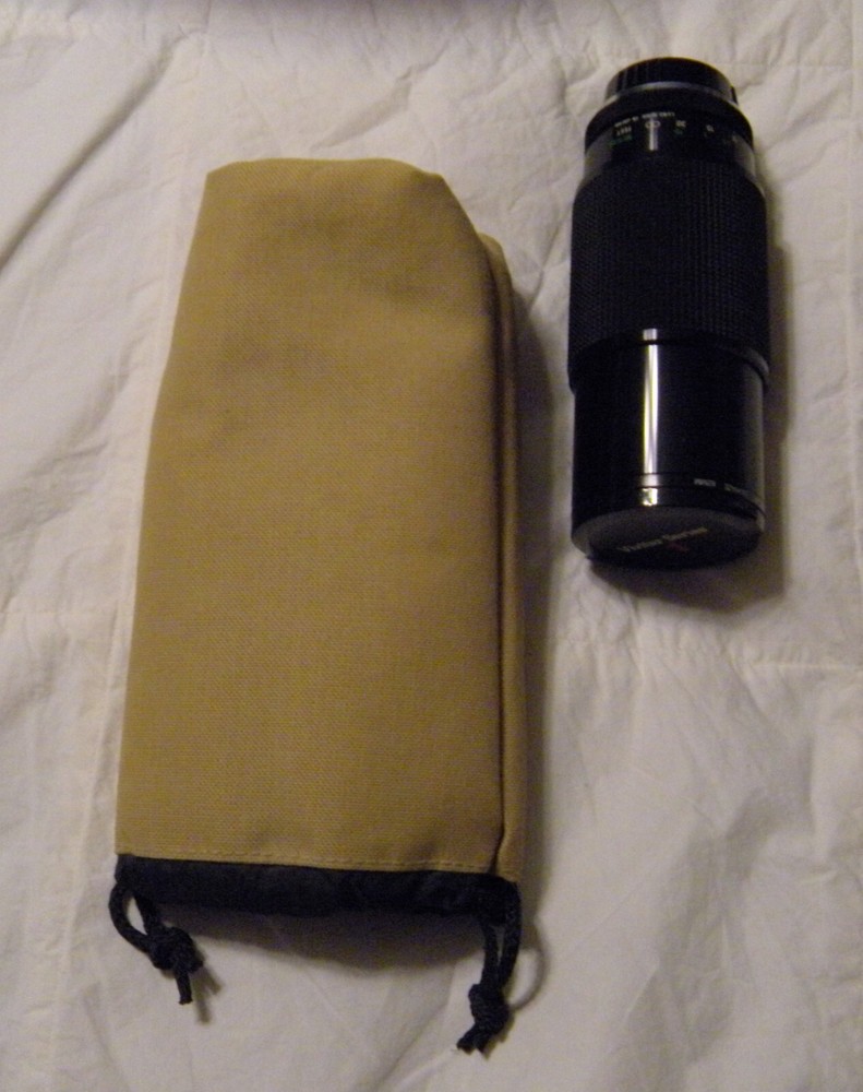 Vivitar Series 1 70-210mm Telephoto lens w/caps & case