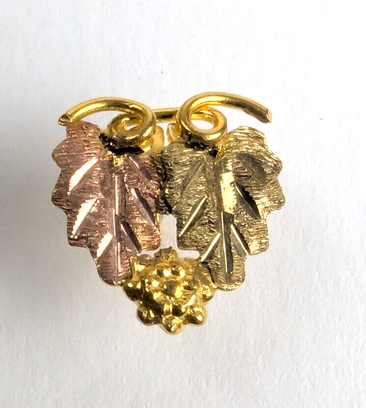 10K Black Hills Tri Color Gold Tie Tack Grape Leaves Cluster .7 grams