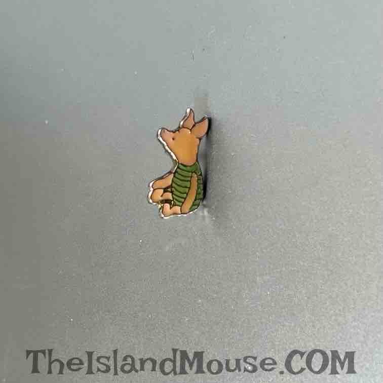 Rare Vintage Disney DS Classic Winnie the Pooh Collectors Piglet Pin (U3:41930)