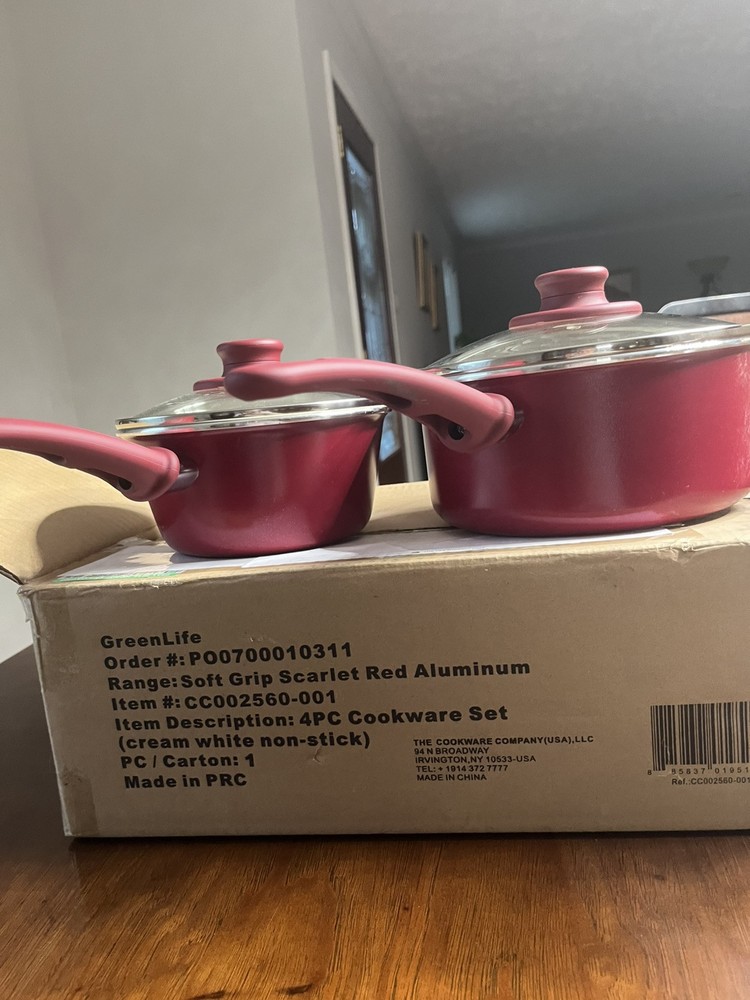Soft Grip 4-Piece 1 & 2 Qt Ceramic Nonstick Saucepan Set in Red