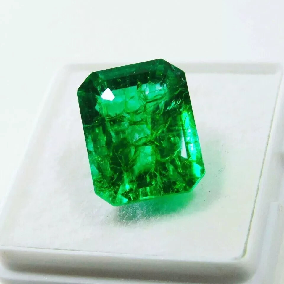 Emerald Cut 10.25 Ct A+ Certified Colombian Green Emerald Natural Loose Gemstone