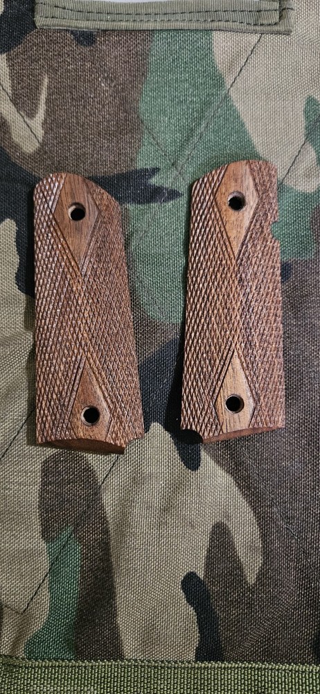 Checkered Walnut 1911 Grips