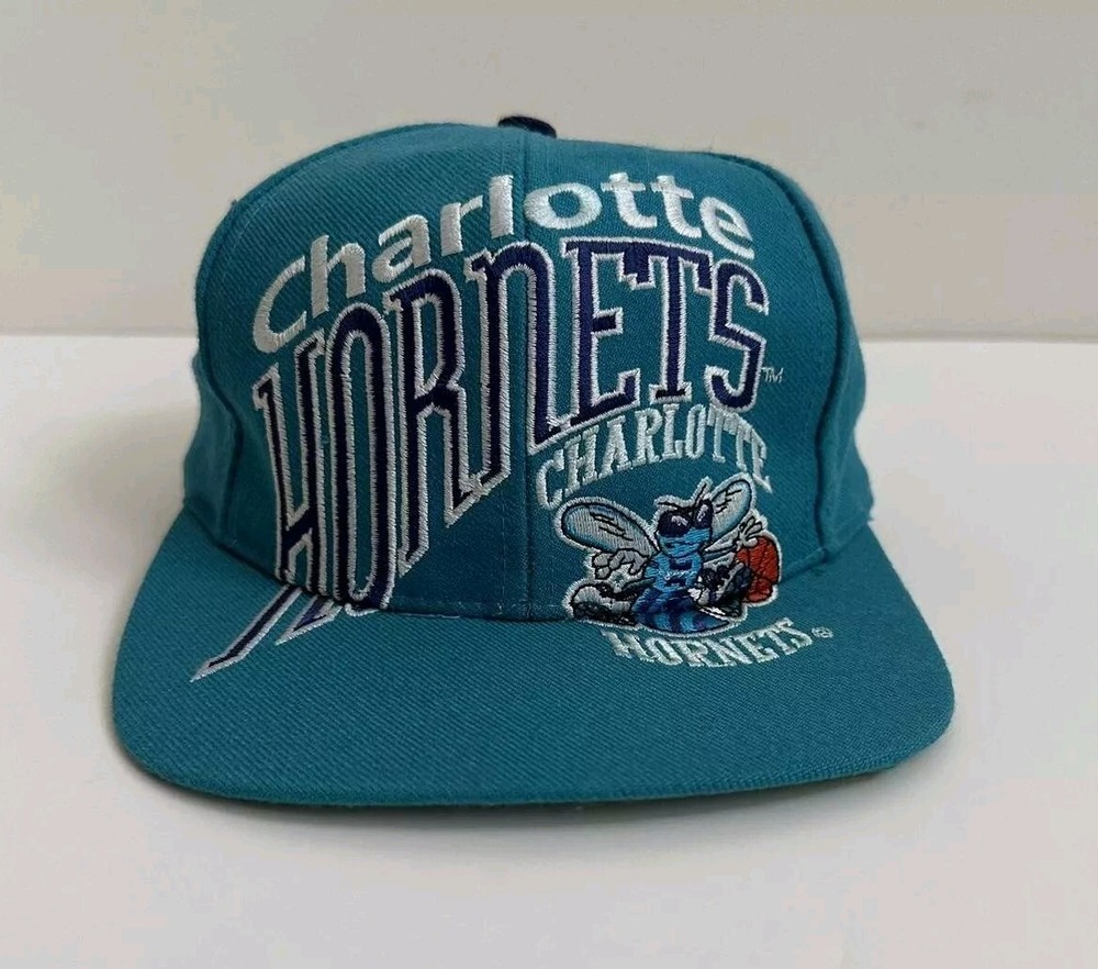 Vintage 90s Charlotte Hornets NBA Hat