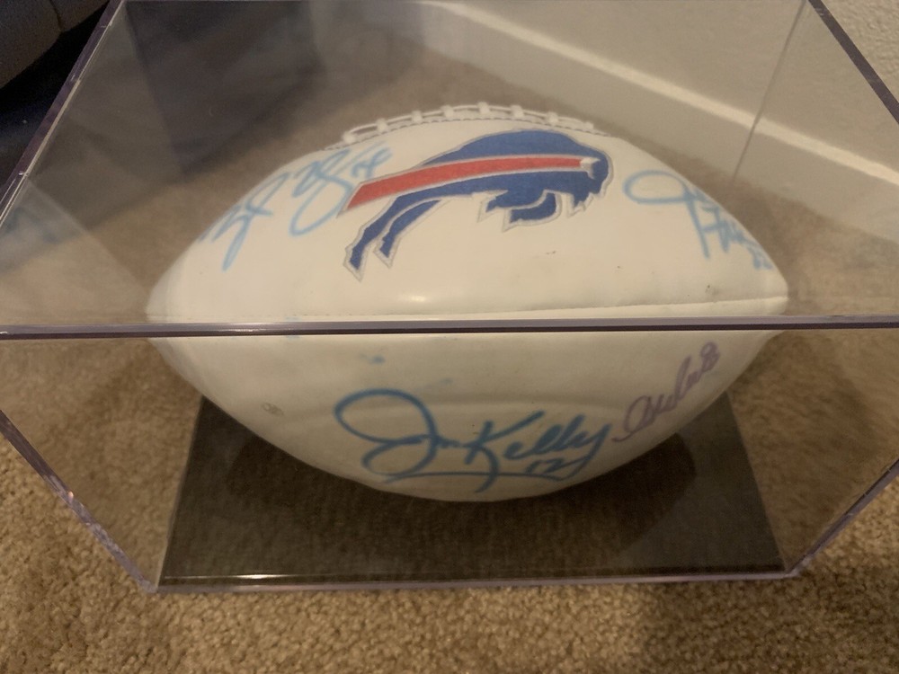 Buffalo BILLS Football Signed By, Jim Kelly, Reed, Fitzpatrick And Jackson /case