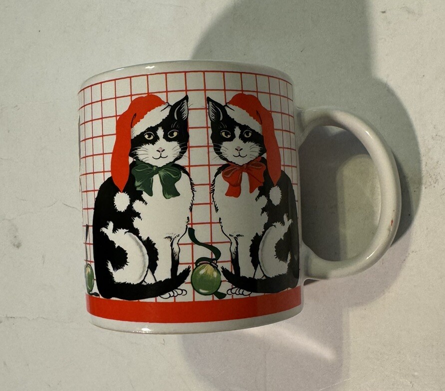 Vintage Schmid Gordon Fraser Black & White Tuxedo Cat Christmas Mug 1984