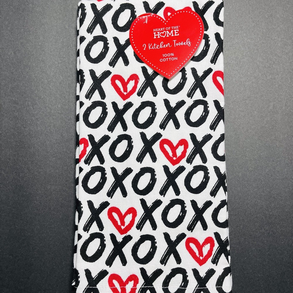 Valentines Day 2-Pack Kitchen Towels with XOXO Hearts Love Hugs Design Multicolor