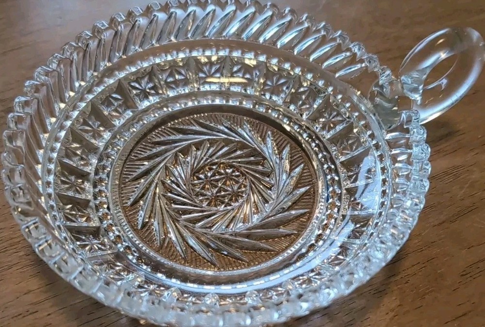 Vintage Nappy Crystal Cut Glass Candy Nut Dish with Finger Loop Handle 5.5 In.