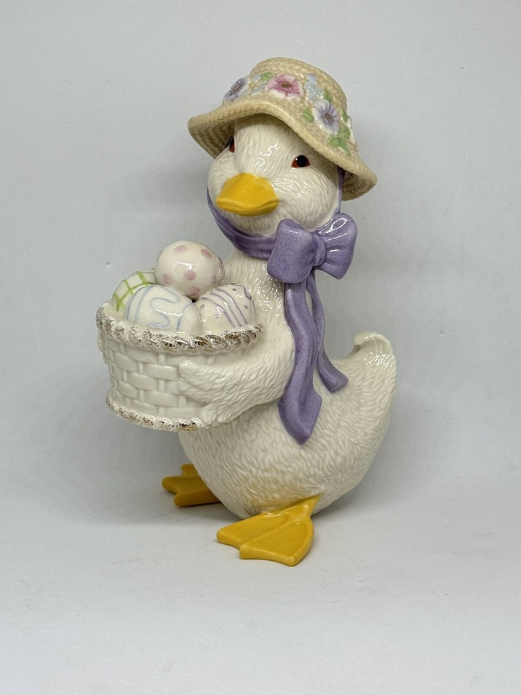 Lenox A Ducky Easter Duck Bonnet Bow Basket Of Eggs Figurine 5.25” #841158 Loose