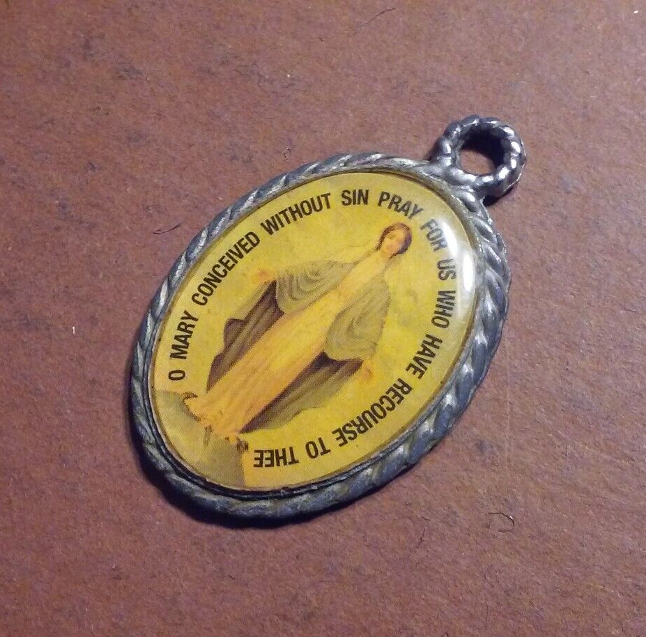 Vintage Pendant Virgin Mary Medal Oval Acrylic Coating Silver-Tone 1.5