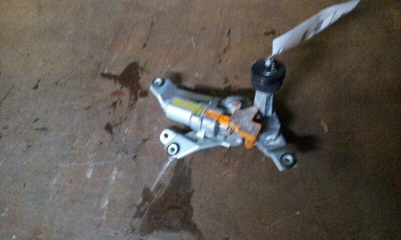 07-13 Acura MDX Rear Wiper Blade Motor Replacement