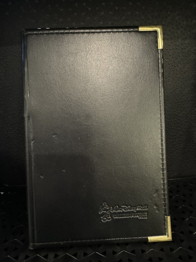 Disney World Visa Cardholder Restaurant Payment Receipt Folder-image