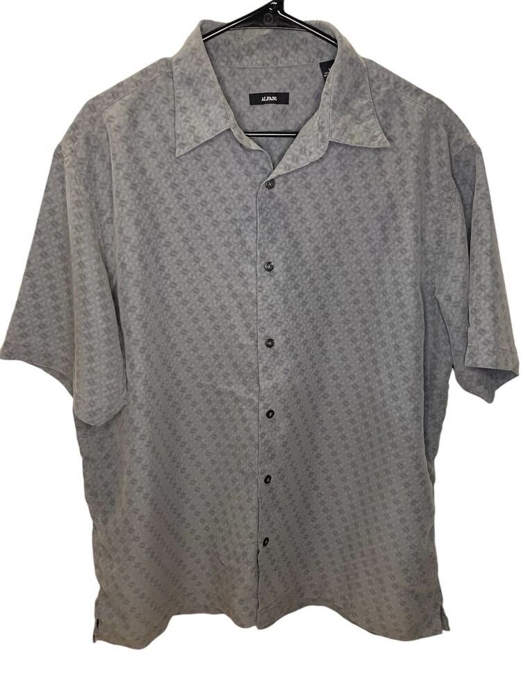 Men’s Alfani Soft Grey Short Sleeve Button-Up Shirt Size Large Sleek Casual Wear