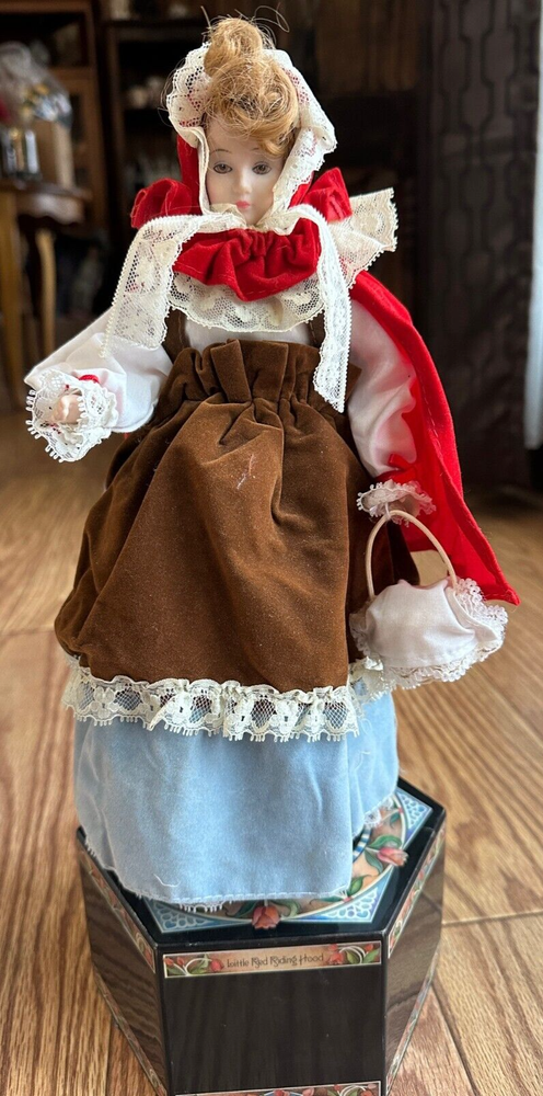 VTG 1987 Enesco Automated Little Red Riding Hood Musical Doll Plays Edelweiss-image
