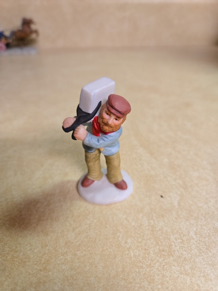 Lefton Colonial Village 1994 Sean O'Doul, Ice Maker 01338 Christmas Figurine