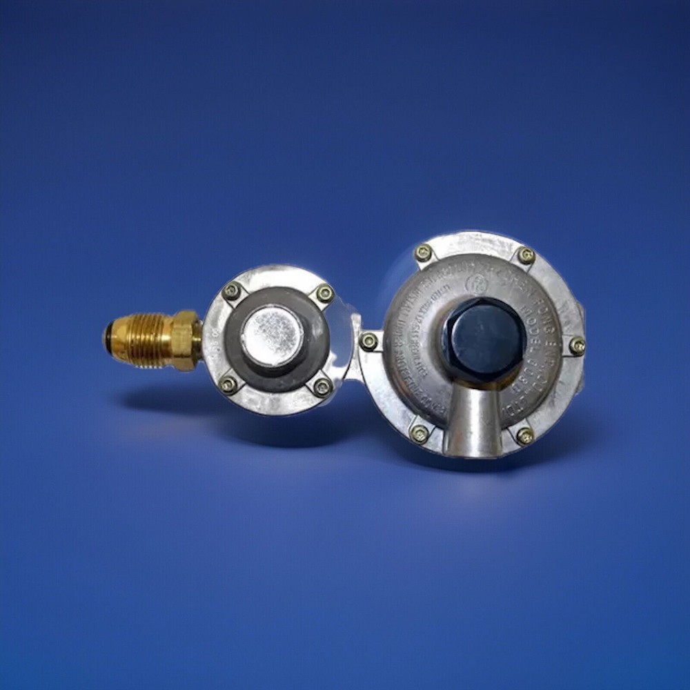 MR HEAT PROPANE 2-STAGE REGULATOR F273863