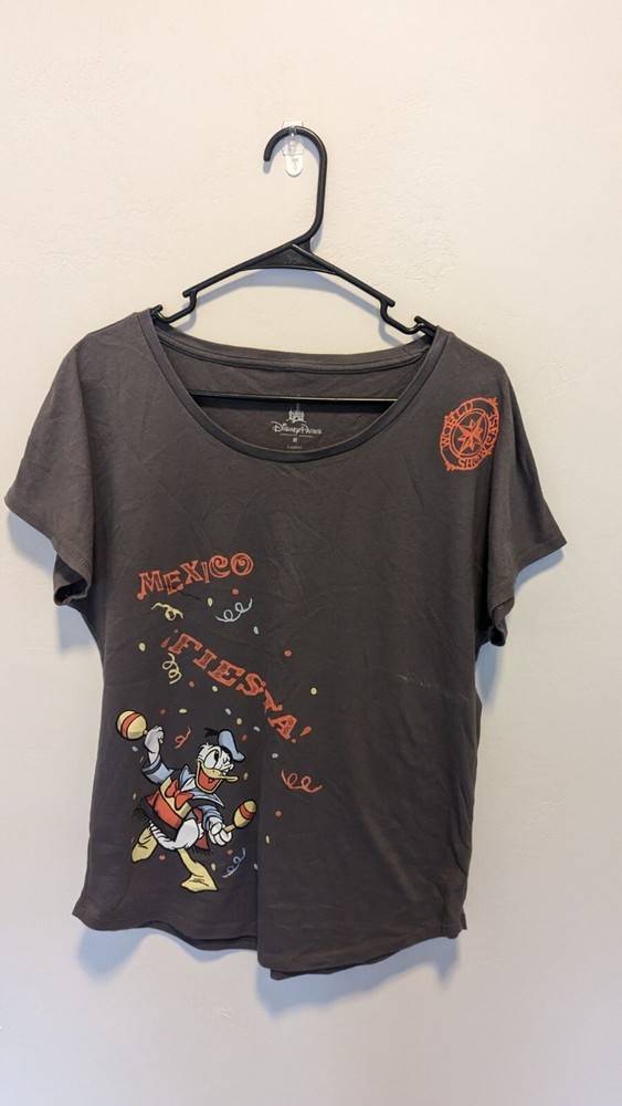 Disney Parks Donald Duck Graphic Tee Medium Cotton Shirt  