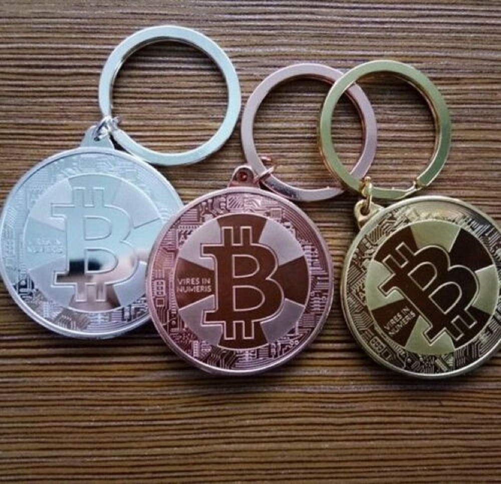 BITCOIN Coin BTC Keychain Cryptocurrency Keyring Key Fob Pendant GOLD SILVER-image