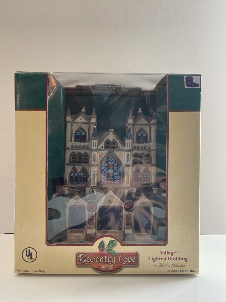 2004 Lemax St Marks Cathedral Coventry Cove Lighted Christmas Village Building