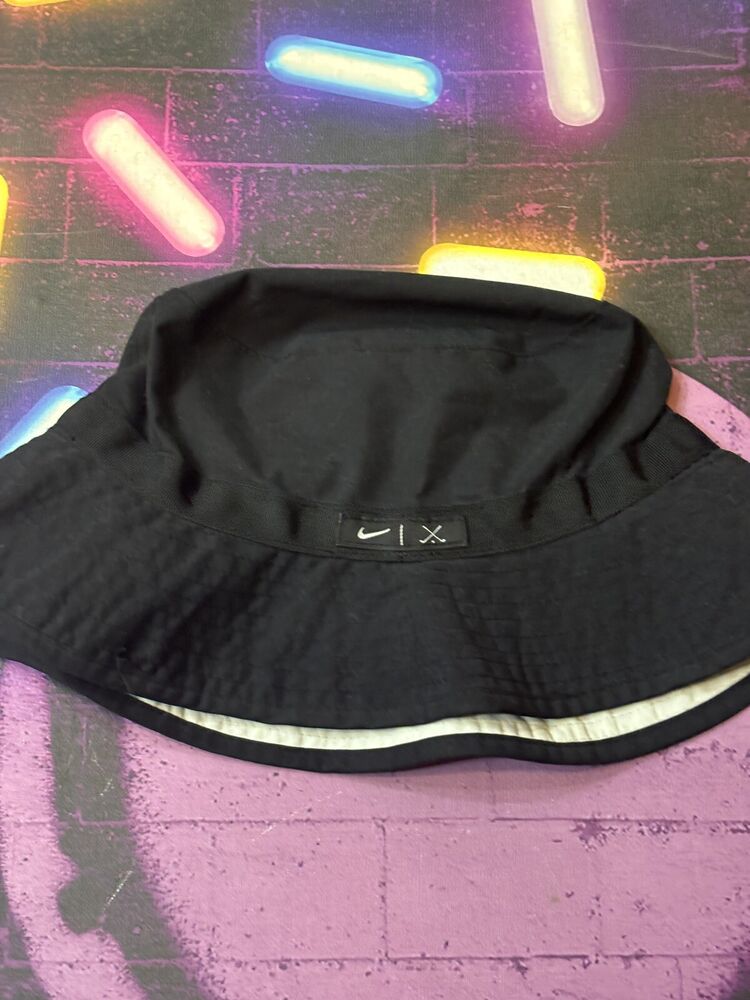 Vintage 2000's Nike Golf Bucket Hat Reversible One Size Black White Sides Y2K