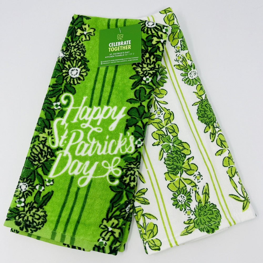 St Patrick’s Day Set of 2 Green and White Kitchen Hand Towels