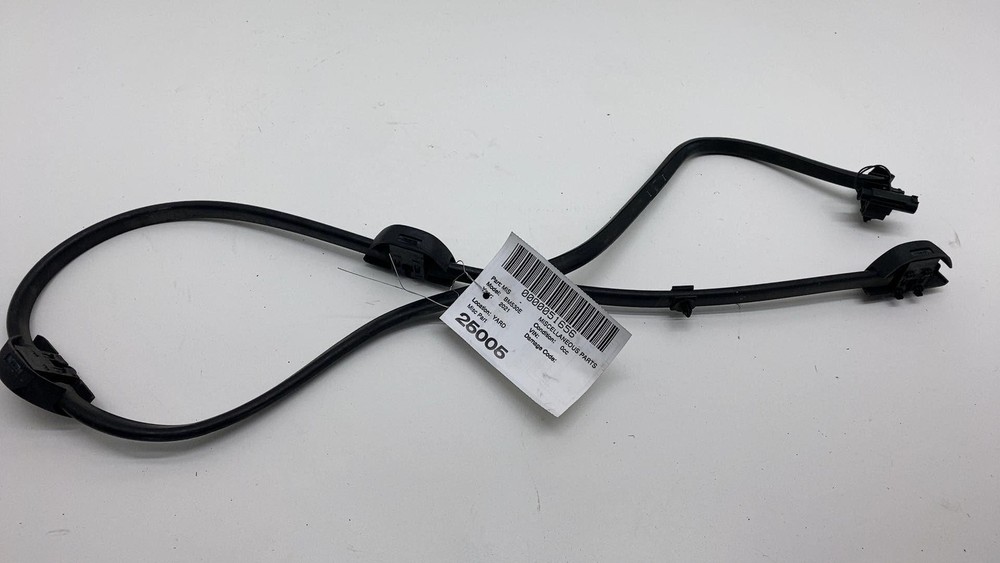 2021 BMW 530e B46X Front Windshield Wiper Washer Nozzle Jet Sprayer Hose Line