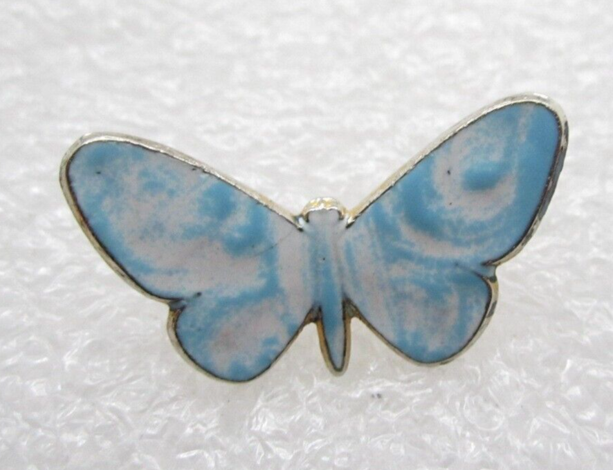 Blue Butterfly Lapel Pin (C982)
