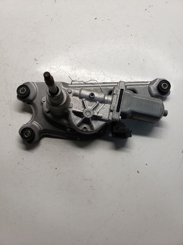 2009-2020 Dodge Journey Rear Wiper Motor Replacement 1329536
