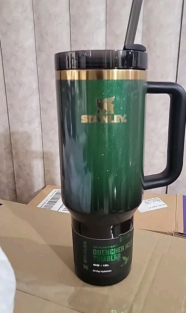 NEW~ STANLEY * WICKED * ELPHABA QUENCHER H2.0 FLOWSTATE 40 oz TUMBLER~ EXCLUSIVE
