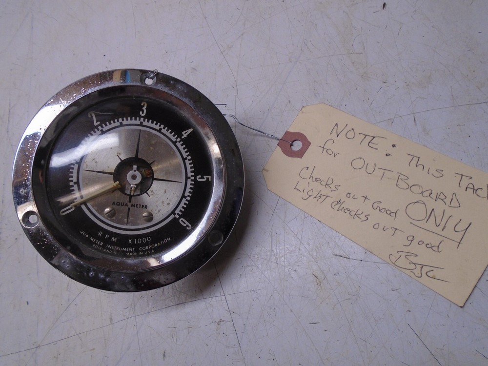 CD2 Vintage Boat Aqua Meter Instrument Corp. Tachometer RPM Model 250