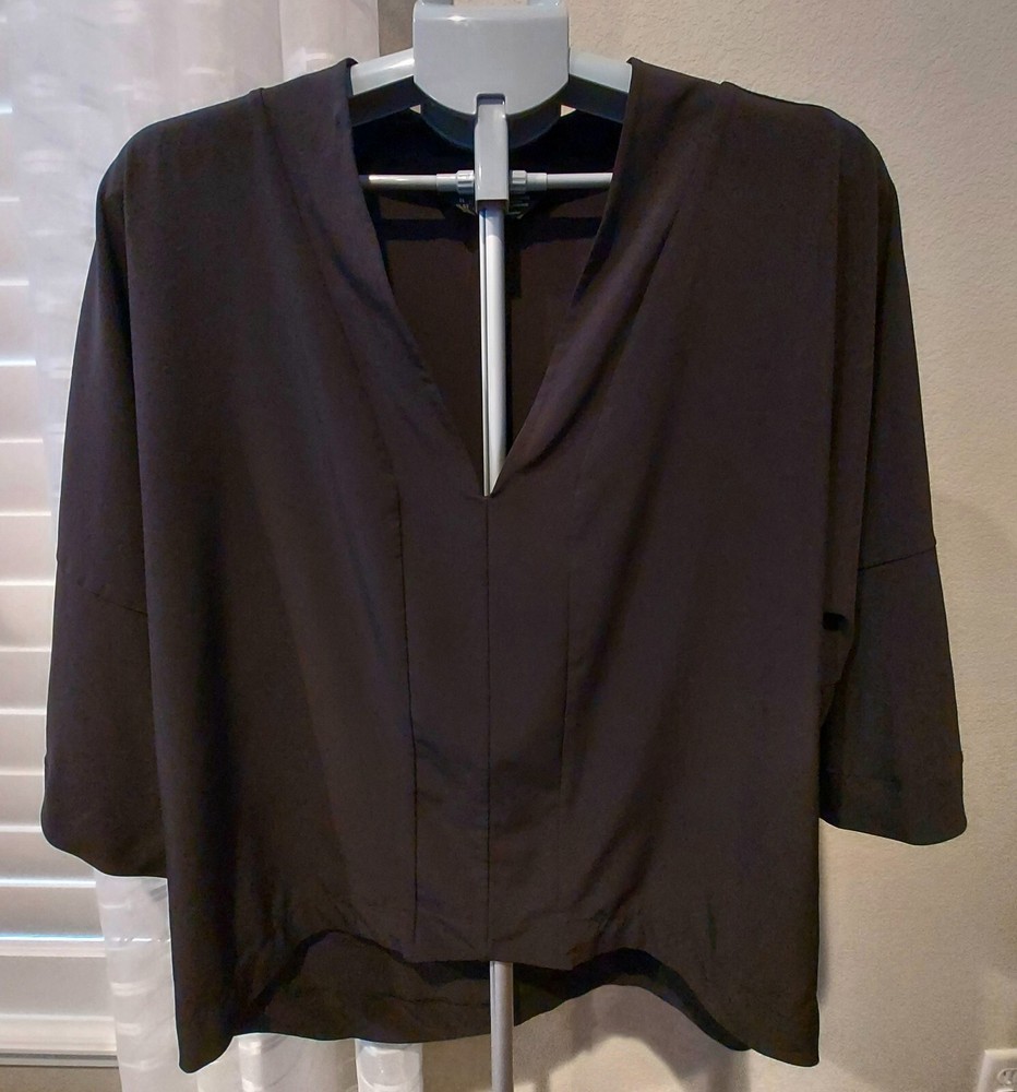 The North Face Black Blouse Plunge V-Neck Bell Sleeves Size Medium