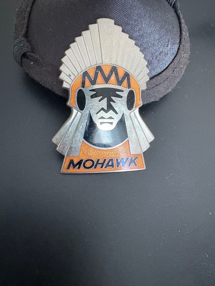 Very Rare 60's MOHAWK Airlines Agent Hat Badge very good condition