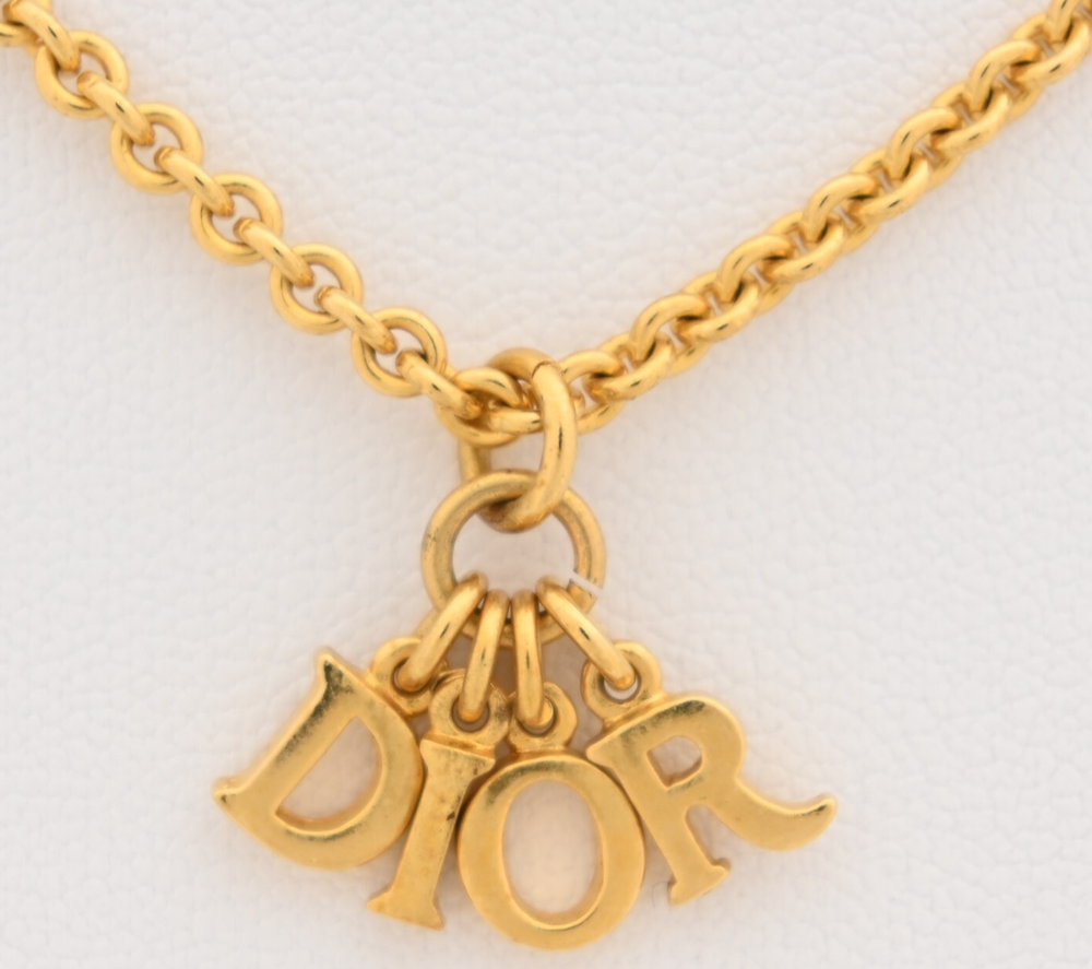 Christian Dior Logo Letter Charm Pendant Necklace 14.6-16.6in di9408jg