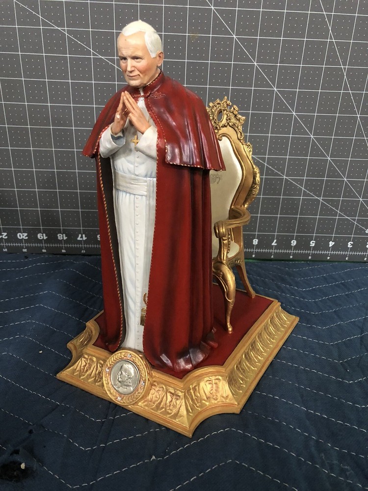 Vintage Pope John Paul II Statue by Danbury Mint No Original Box-image