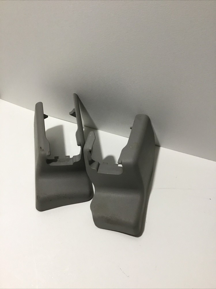 Seat Track End Cover Passenger Side RH 72137-06110 Toyota Camry 2012-17 Pair Oem