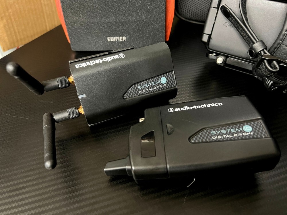 Audio-Technica ATW-1701/L System 10 Camera Mount Digital Wireless LAV Mic System