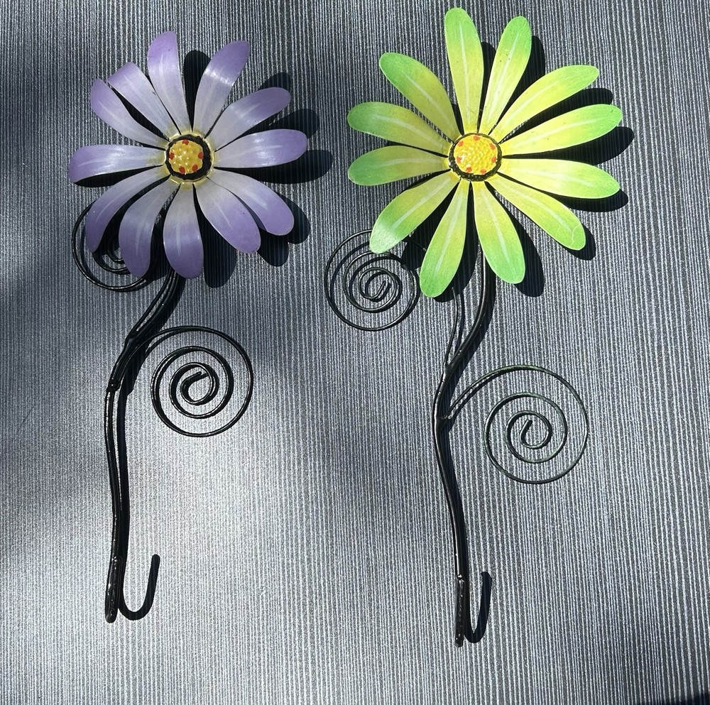 Set of 2 Decorative Flower Hooks in Purple and Green for Home Decor