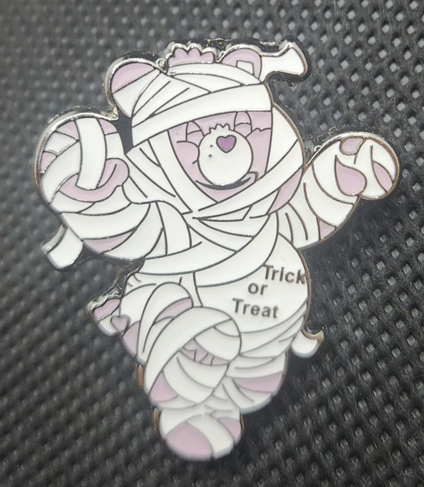 CARE BEAR MUMMY HALLOWEEN TRICK OR TREAT  Amazon  Employee PECCY PIN