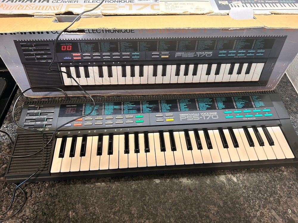 Yamaha PSS-170 PortaSound Voice Bank Keyboard W/Power Cord! WORKS FREE SHIPPING-image