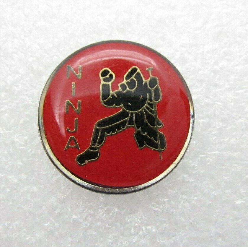 Ninja Lapel Pin (B655)