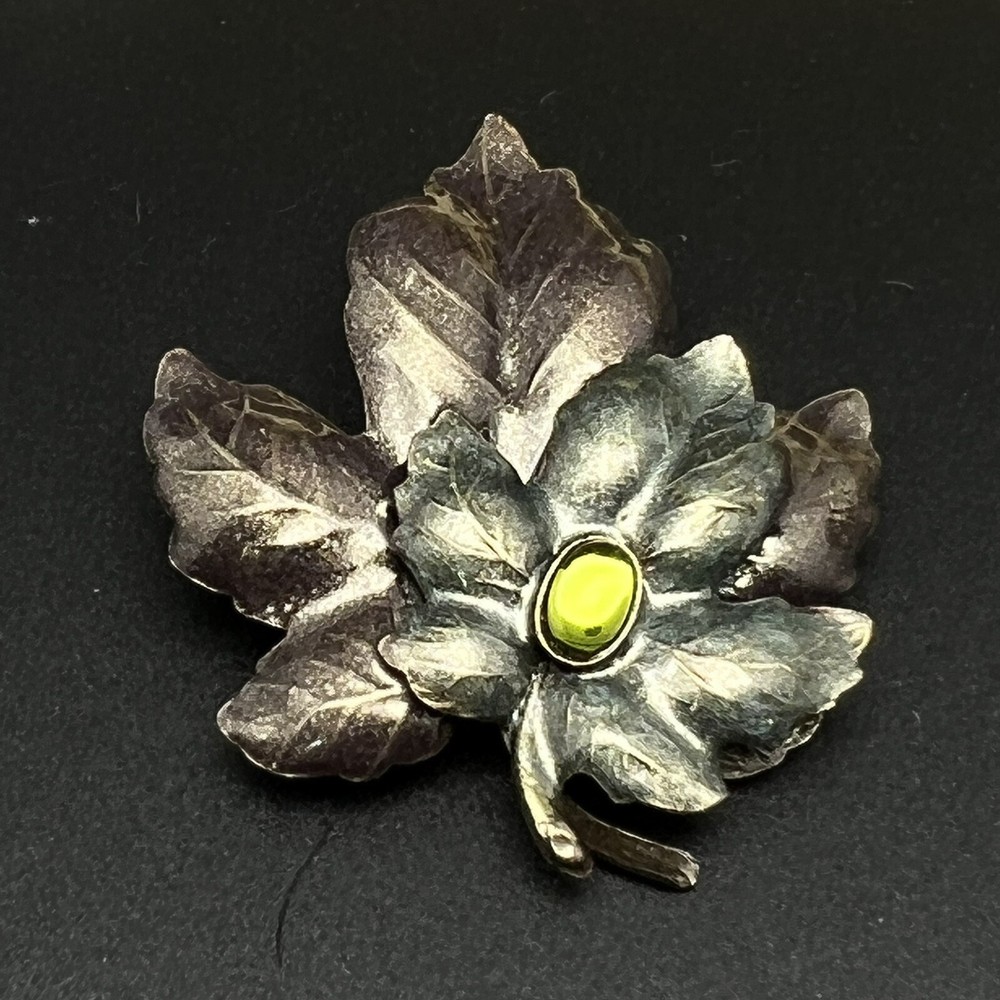 Vintage Silver Tone Leaf Brooch with Green Jelly Belly Faux Stone 2 Inch Pin