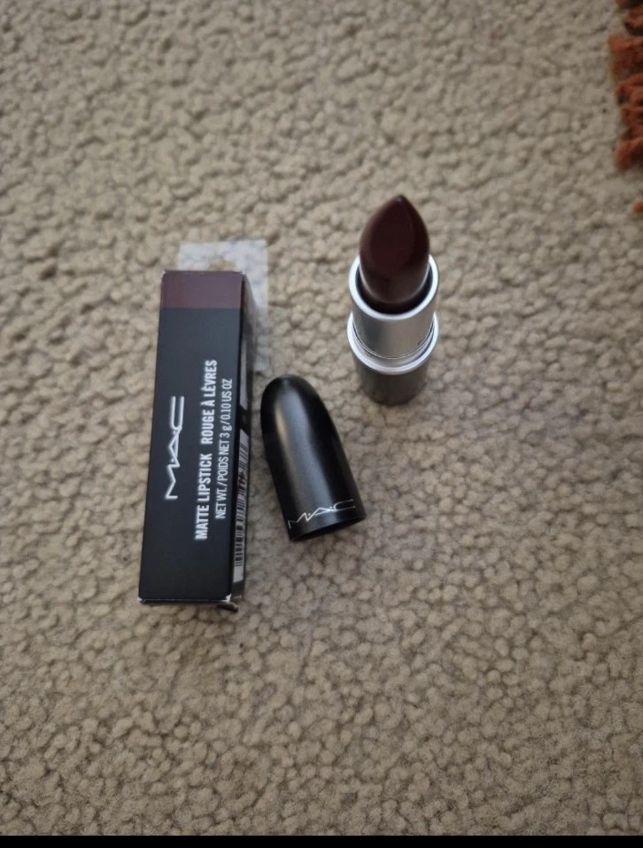 MAC Matte Lipstick in Sin - Bold Dark Berry Shade