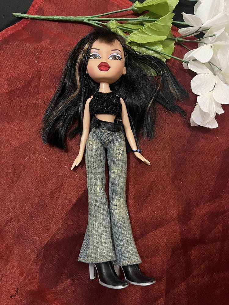 Bratz Doll “ Style It Jade” with Outfit Shoes  - First Edition 2001