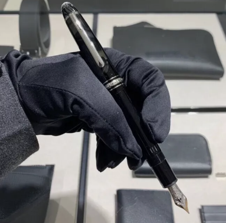 High Grade Piston inking Resin Series Bright Black-Silver Clip M NibFountain Pen