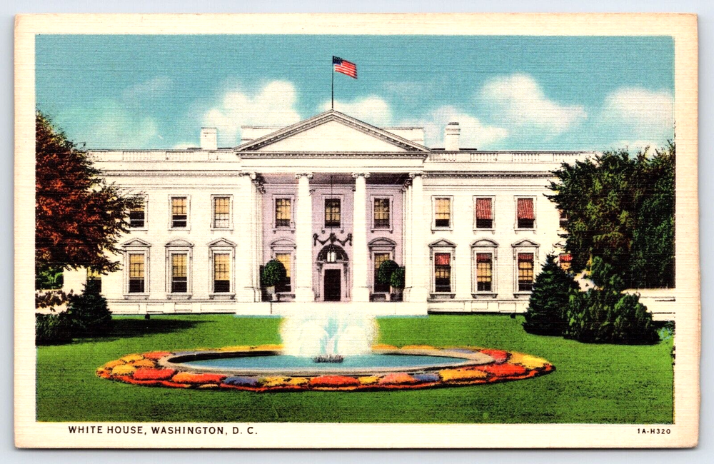 VINTAGE OLD ANTIQUE POSTCARD THE WHITE HOUSE FOUNTAIN FLAG WASHINGTON D.C. USA