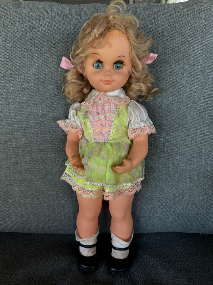 VINTAGE MUSICAL Automated Doll Hong Kong WIND UP IN BACK Sings Lullaby & Moves-image