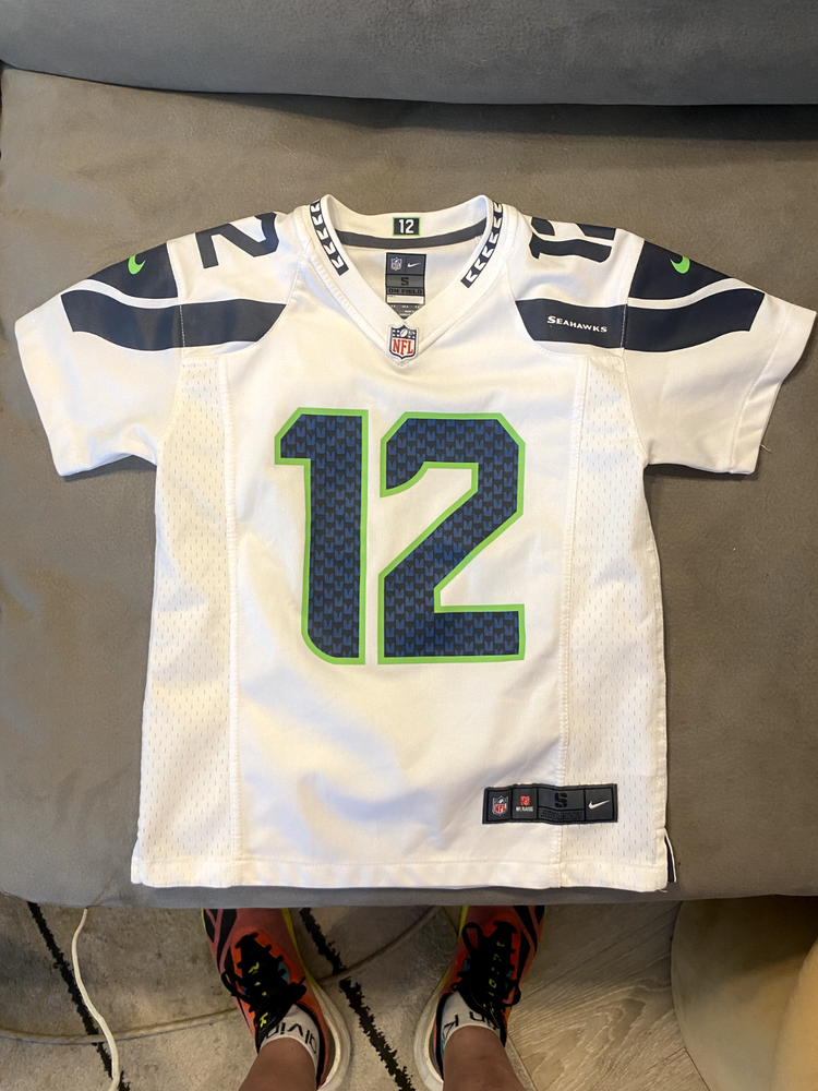 Seattle Seahawks 12th Man #12 Nike Youth Away Jersey Small - Ultimate Fan Gear!